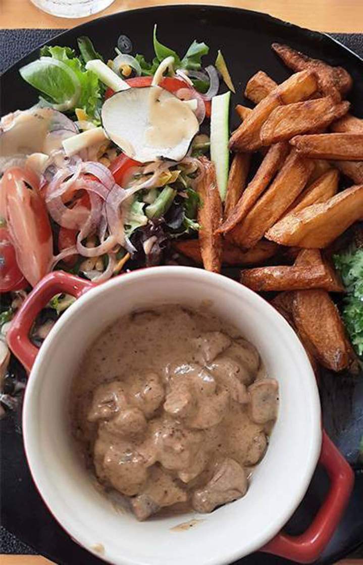 Plat de viande à la crème Rochefort