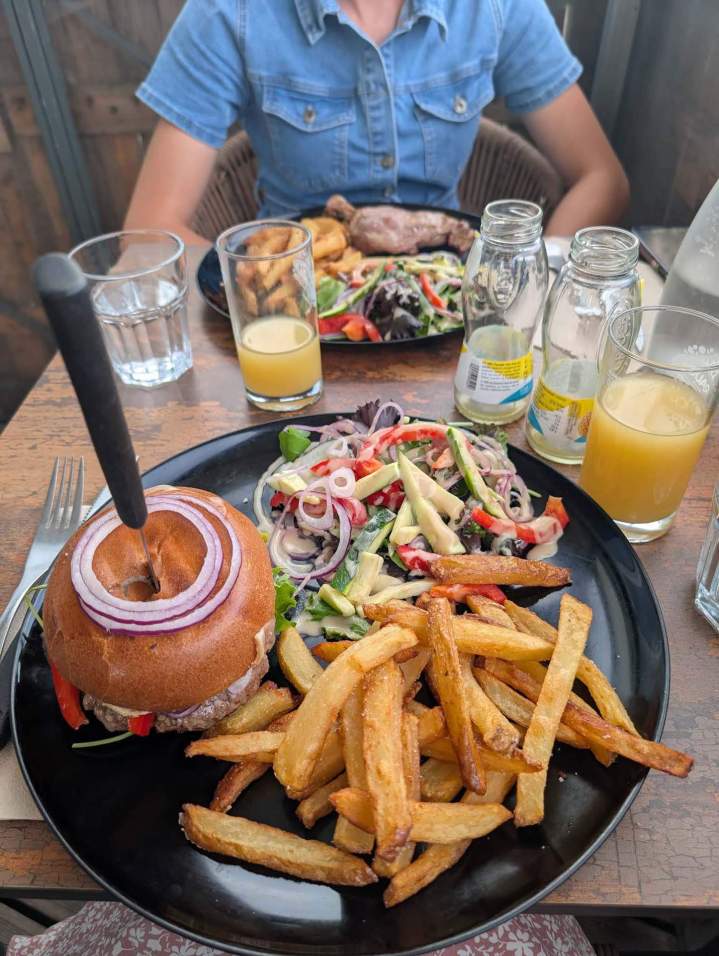 Restaurant repas de groupe Rochefort